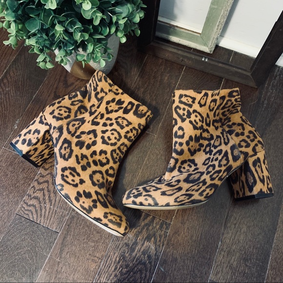 Just Fab Chunky Heel Cheetah Ankle Boots - Picture 7 of 7